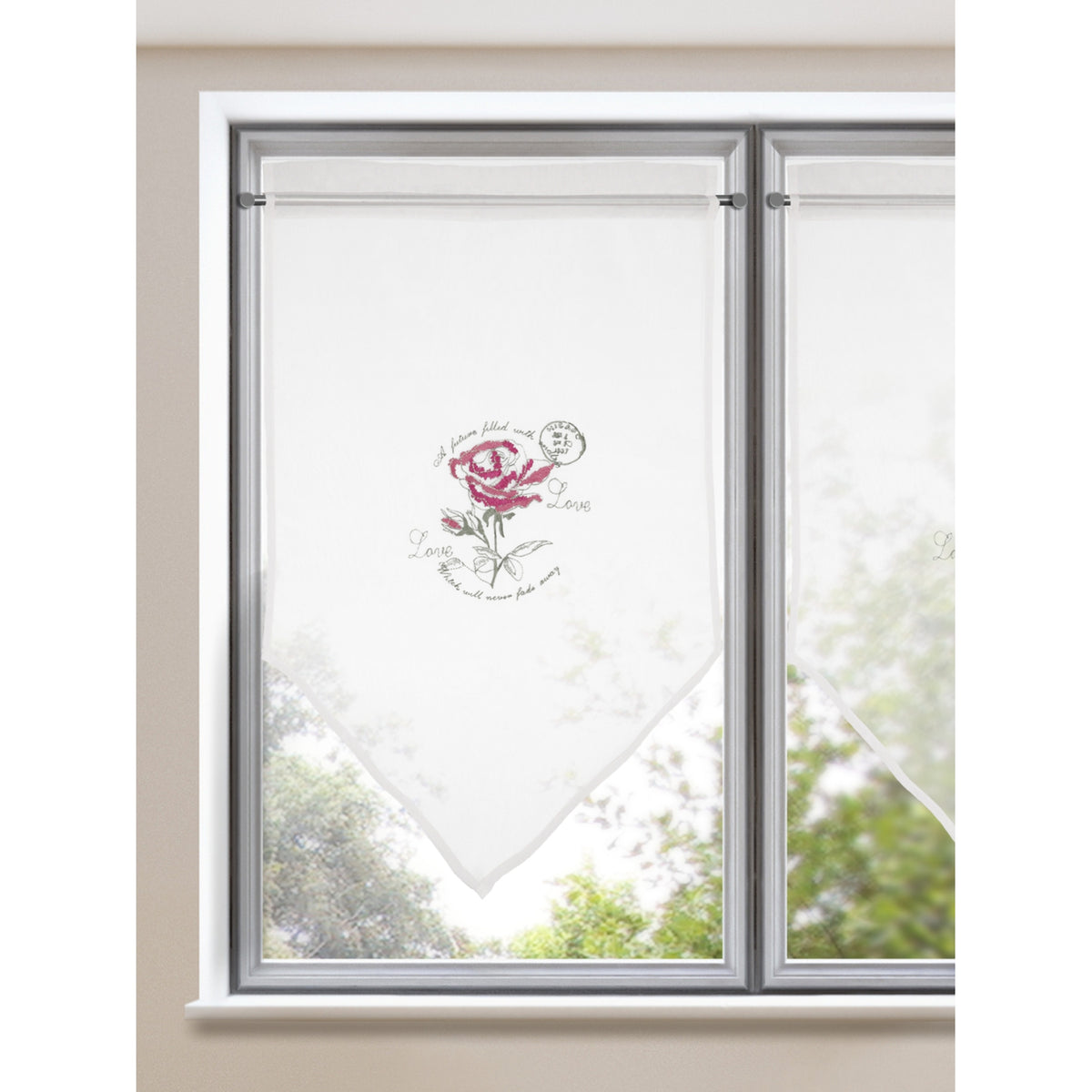 Scheibengardine Love & Love - Scheibenhänger von Albani - Vorhang für kleine Fenster