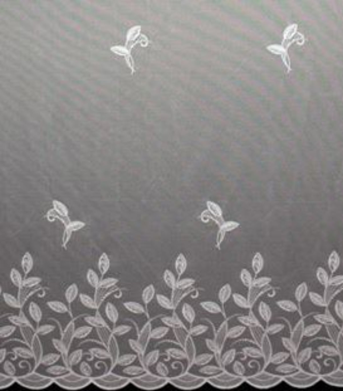 Detailansicht Jacquard Blumenfensterstore weiß - Fertigstore von Albani mit Gardinenband