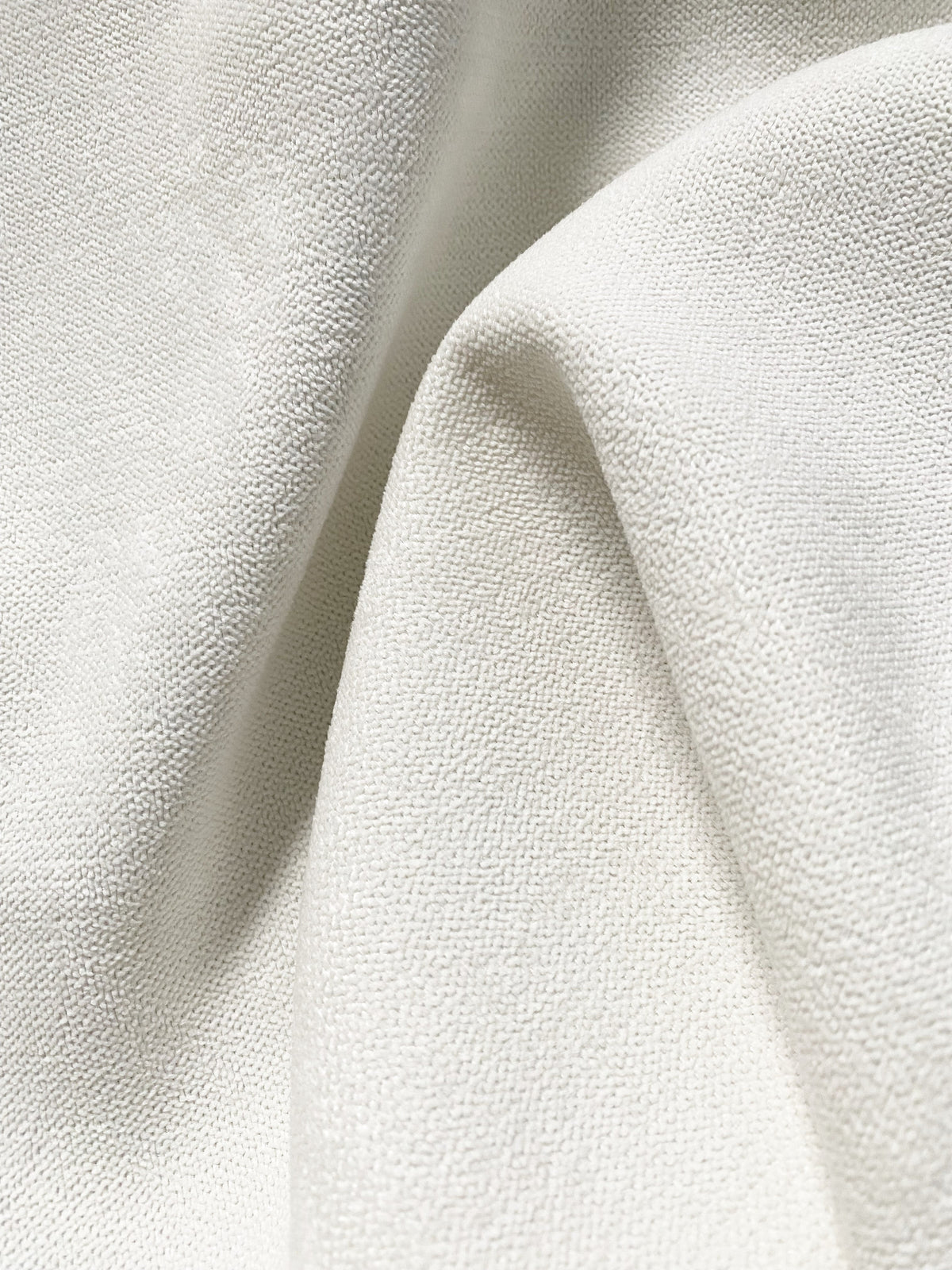Nahaufnahme Fertigschal Dagaz beige von Albani - Vorhang mit verdeckten Schlaufen