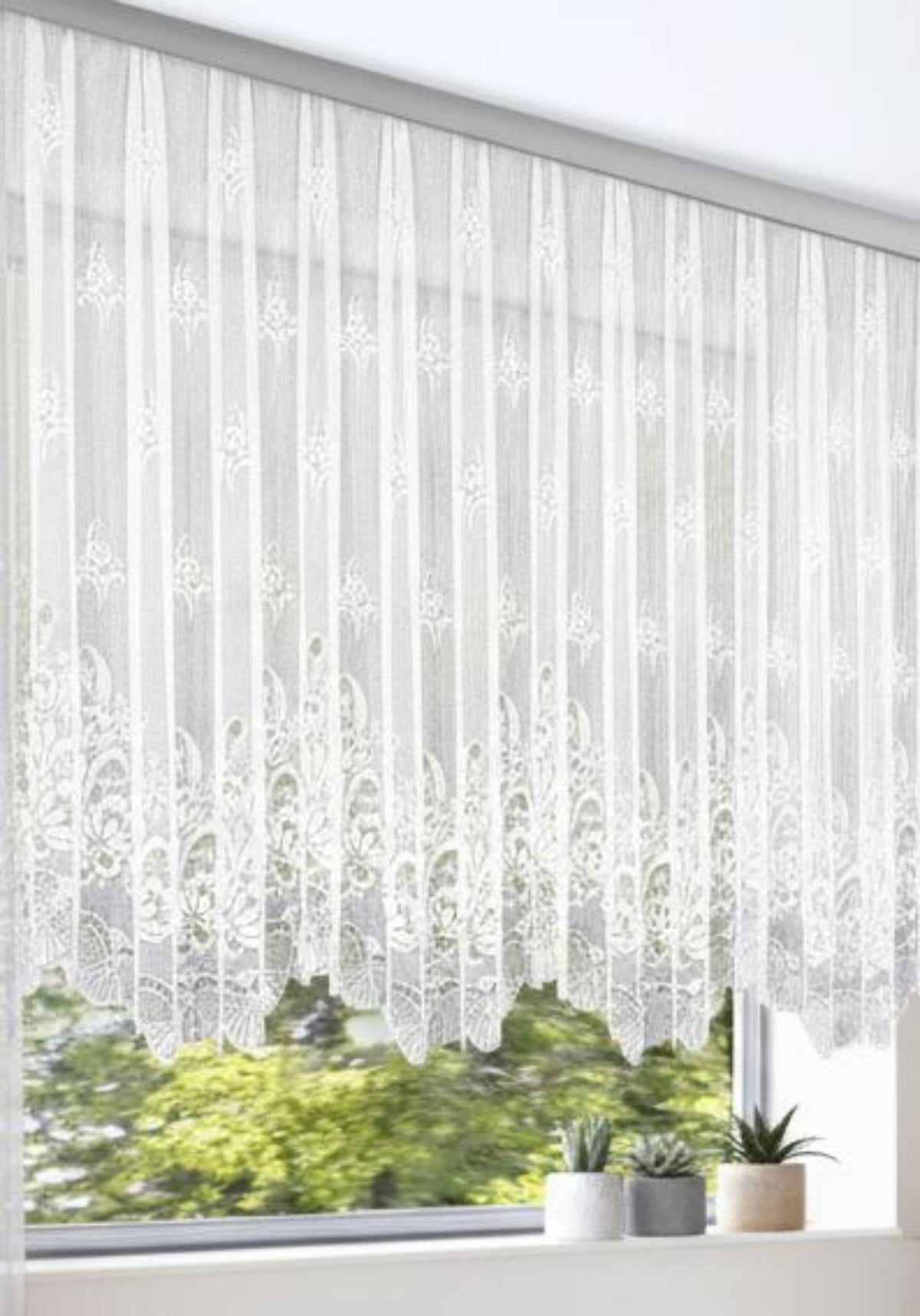 Blumenstore weiß von Albani - Gardine für Wohnzimmer und Schlafzimmer