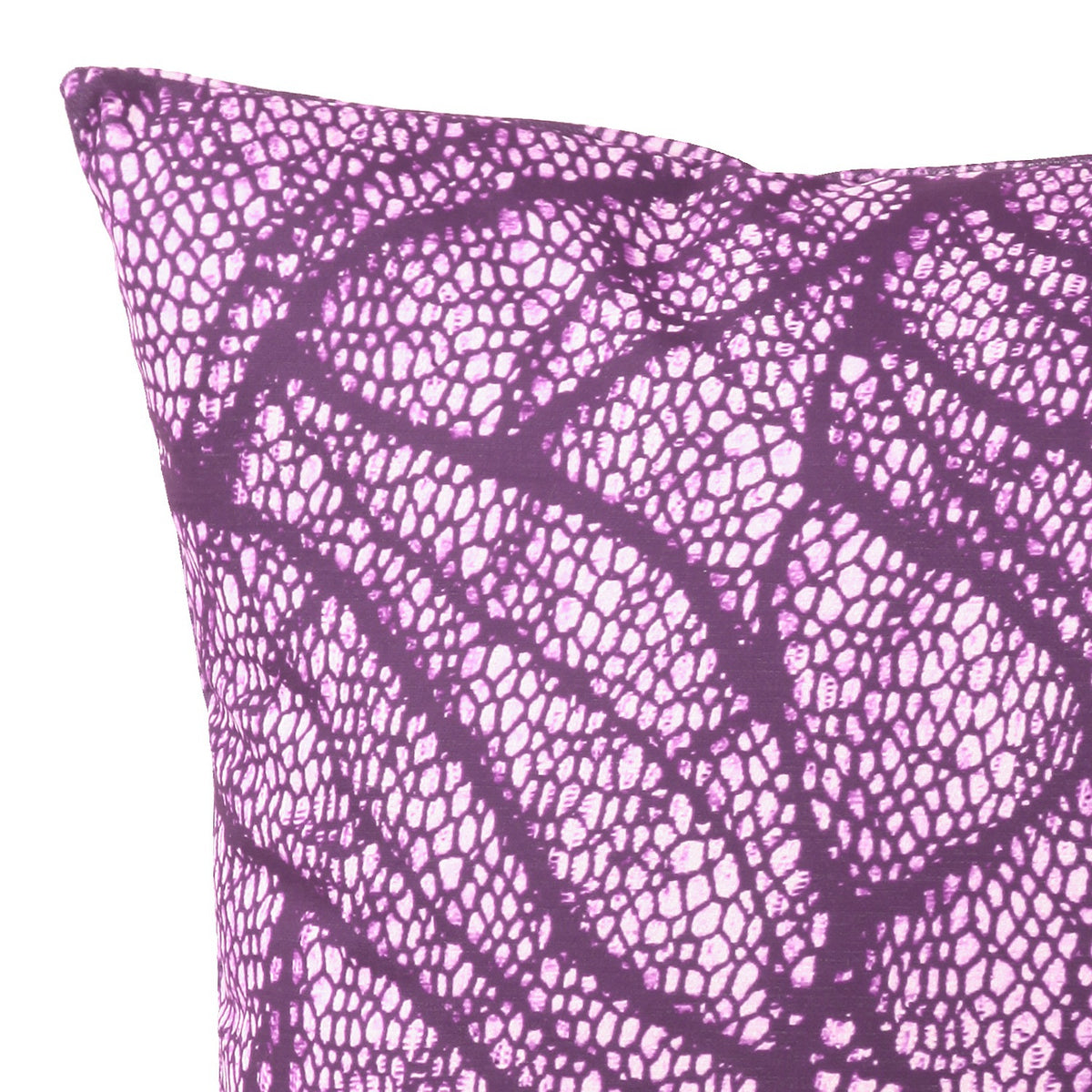 Kissenhülle Merkur violett von Albani - moderne Dekokissenhülle  - Detailansicht