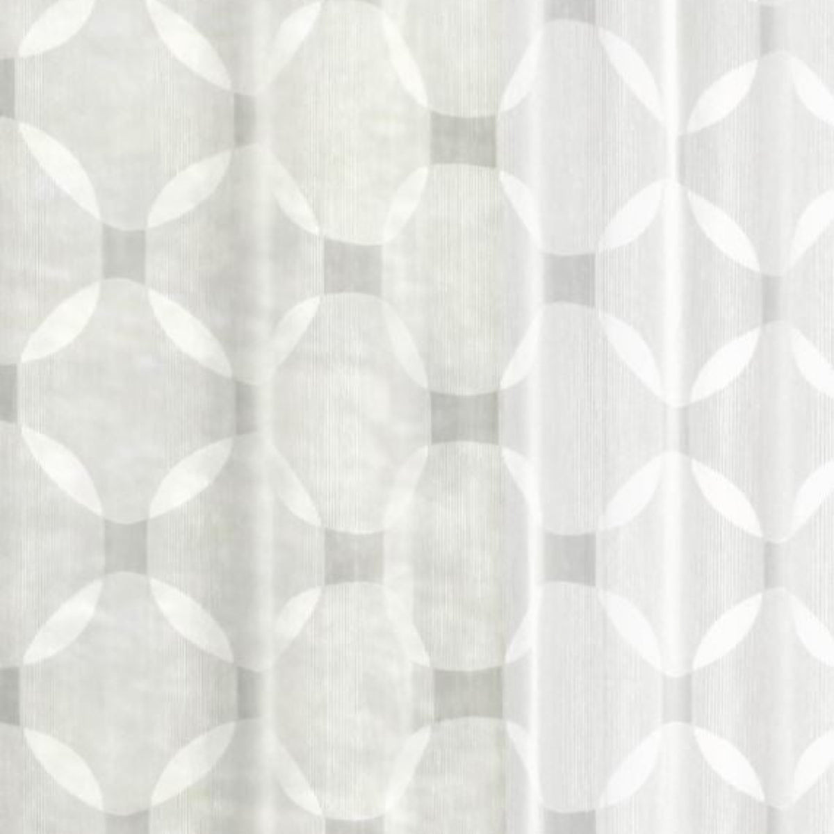 Nahaufnahme Ösenschal "Kreise" beige von Albani 