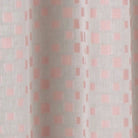 Nahaufnahme Schlaufenschal "Kästchen" rosa von Albani - Vorhang mit Gardinenband