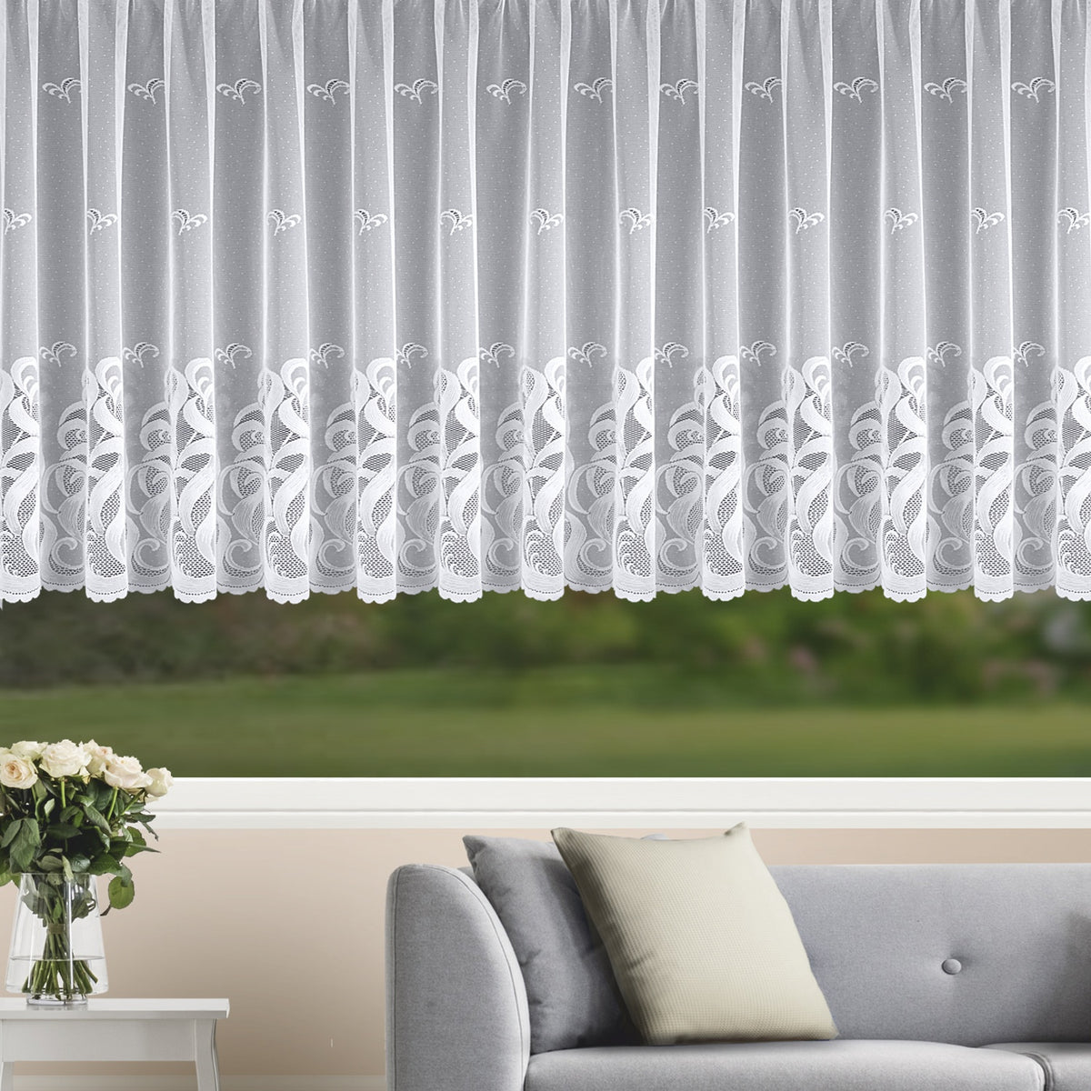 Fensterstore "Lauren" weiß von Albani, mit Gardinenband zur einfachen Montage - moderne Gardine für Wohnräume
