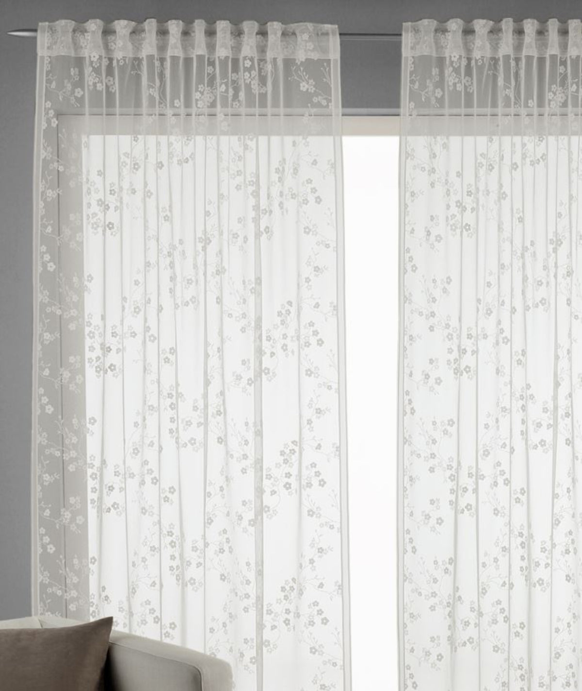 Fertigschal beige von Albani - Vorhang mit verdeckten Schlaufen und Gardinenband